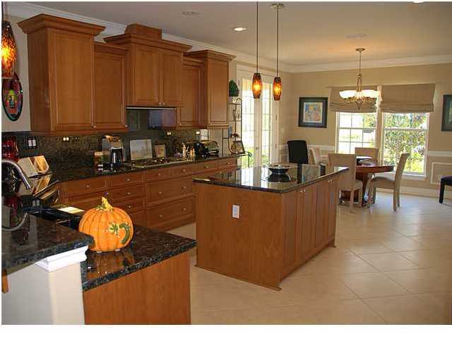 302 Clubhouse Freeport, FL 32439 - Photo 9 of 26