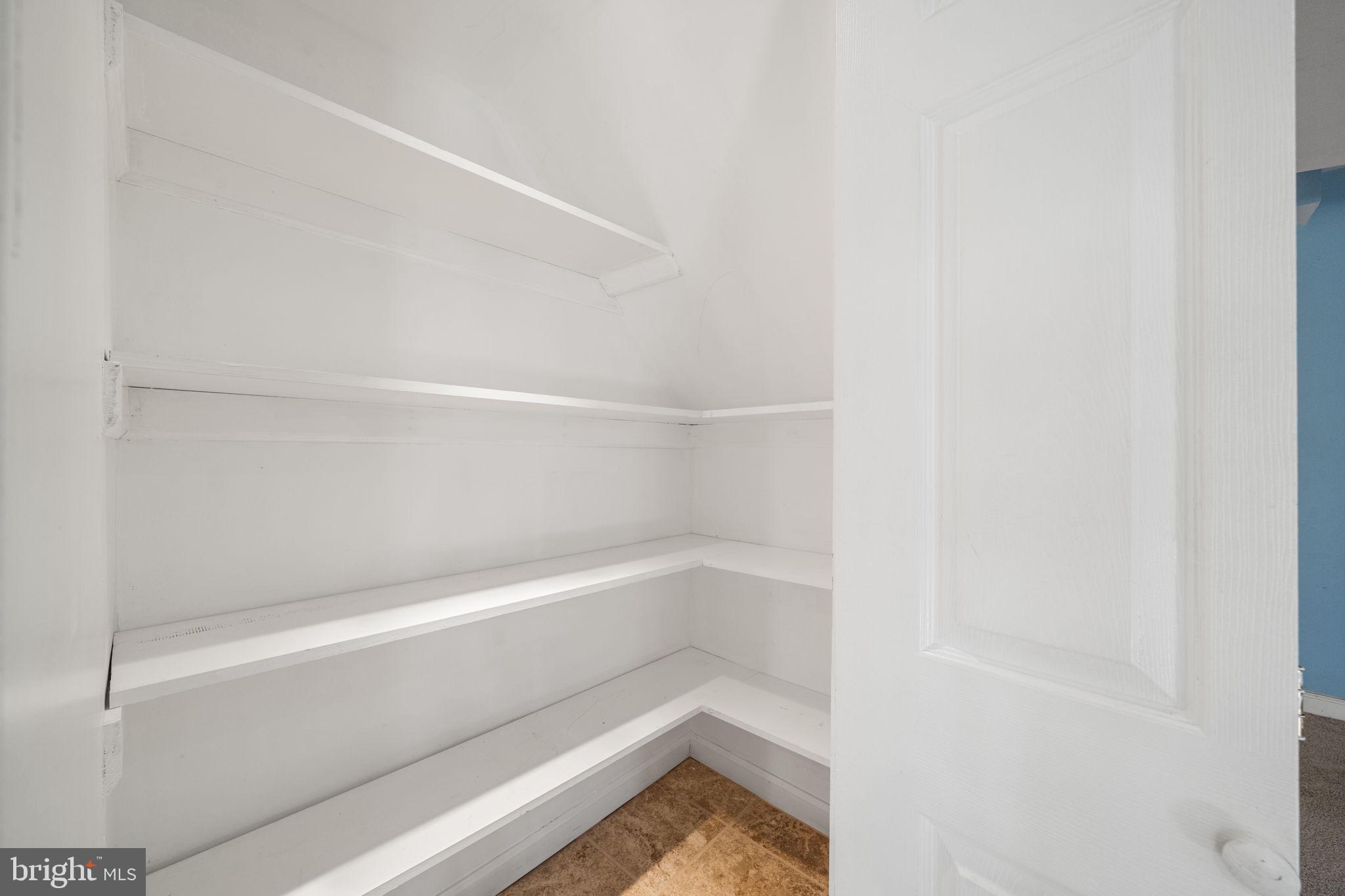 3924 Taney Avenue Alexandria, VA 22304 - Photo 45 of 57 a bathroom with a bathtub