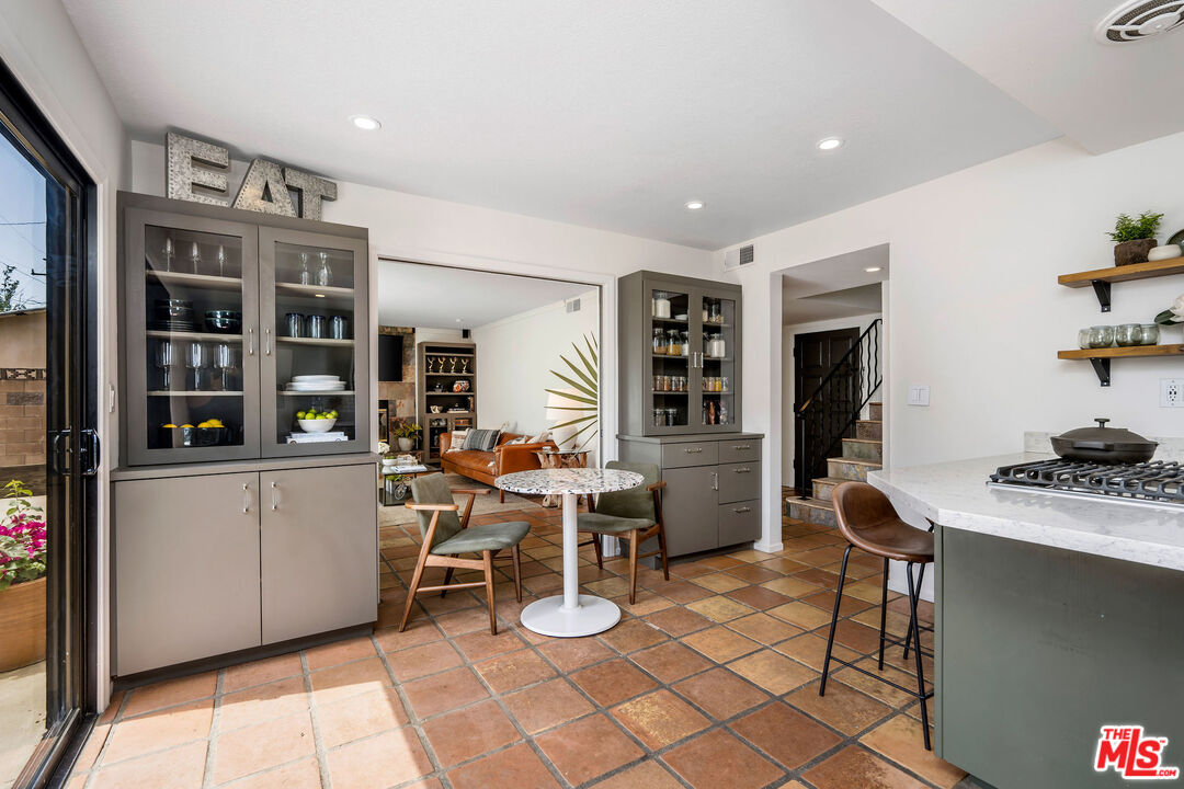 1084 Sycamore Drive Simi Valley, CA 93065 - Photo 14 of 29