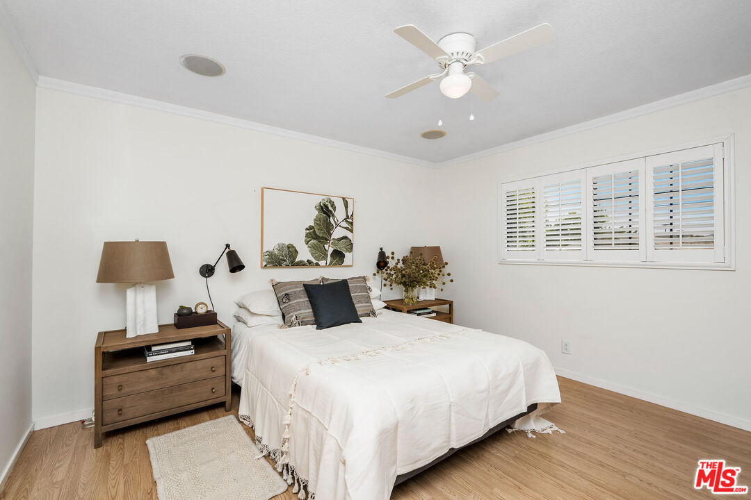 1084 Sycamore Drive Simi Valley, CA 93065 - Photo 20 of 29