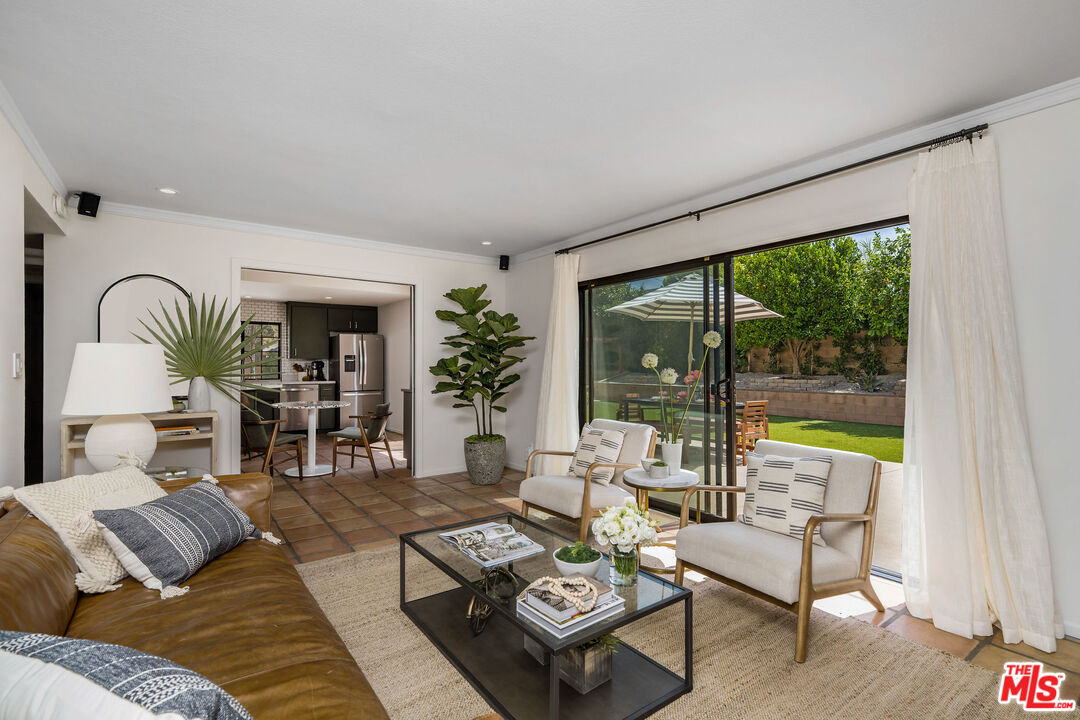 1084 Sycamore Drive Simi Valley, CA 93065 - Photo 7 of 29