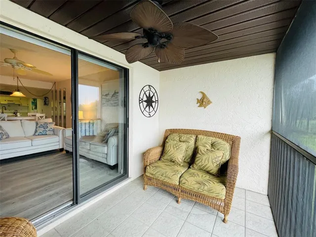 $2,700 | 4000 Oakview Drive, Unit L9, Port Charlotte, FL 33980