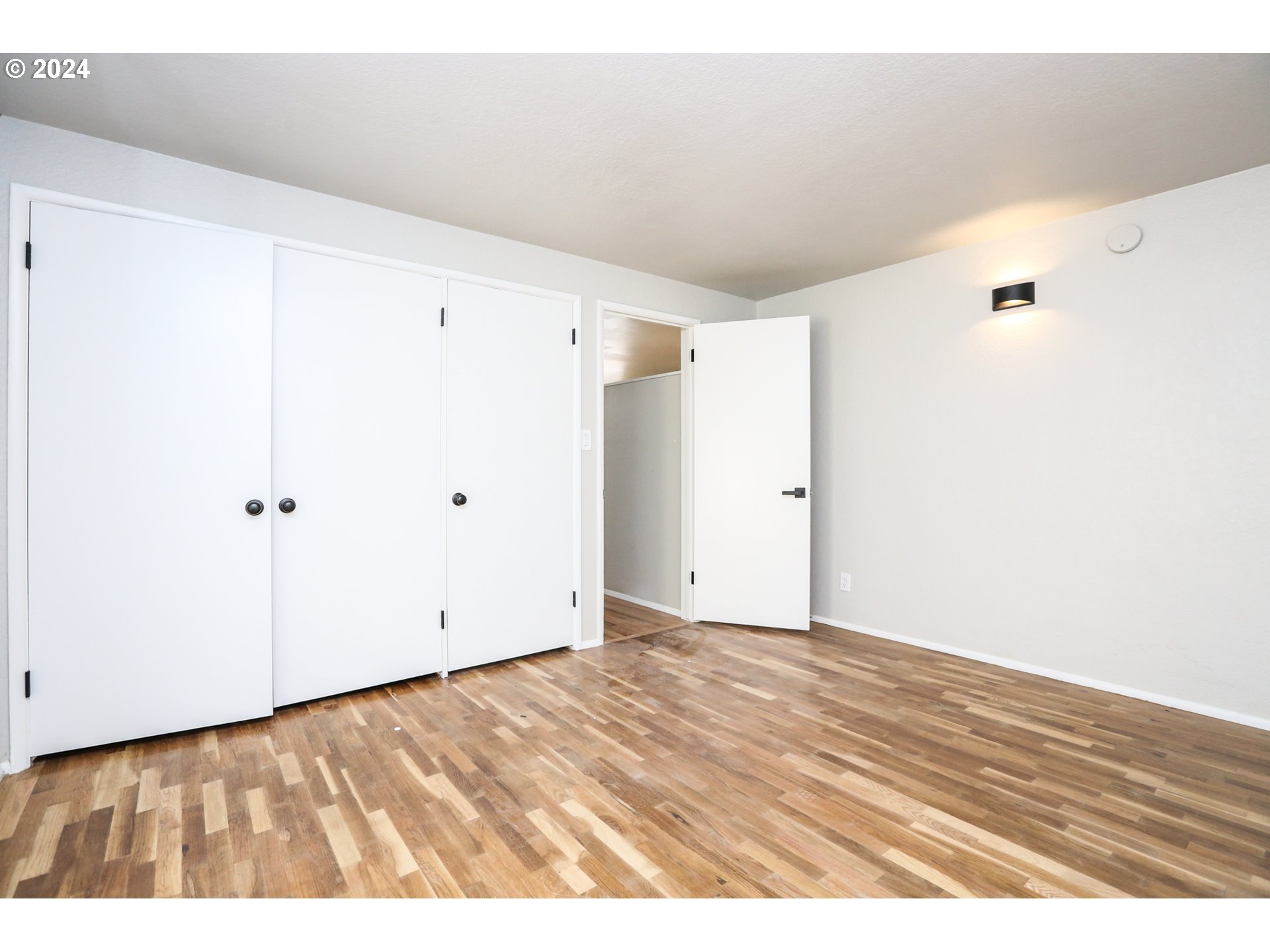 805 Kelly Lane Eugene, OR 97404 - Photo 21 of 31 a view of an empty room