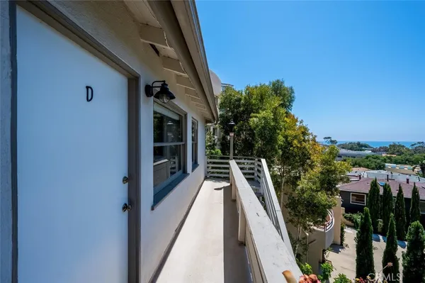 $2,975 | 350 Y Place, Unit D, Laguna Beach, CA 92651