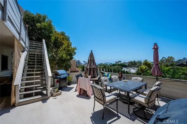 $2,975 | 350 Y Place, Unit D, Laguna Beach, CA 92651