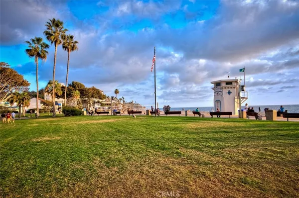 $2,975 | 350 Y Place, Unit D, Laguna Beach, CA 92651
