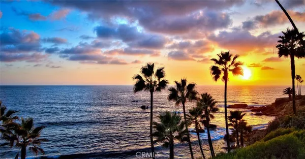 $2,975 | 350 Y Place, Unit D, Laguna Beach, CA 92651
