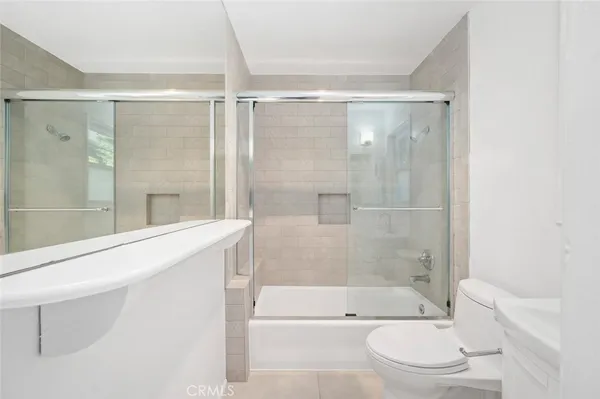 $2,975 | 350 Y Place, Unit D, Laguna Beach, CA 92651