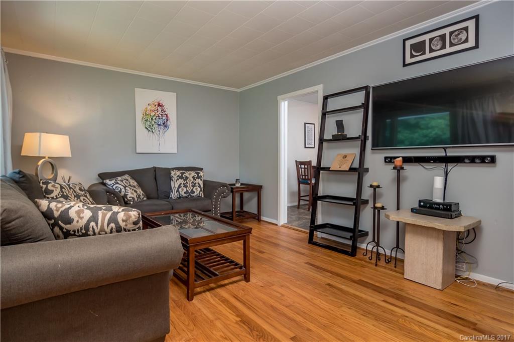 508 Manhasset Road Charlotte, NC 28209 - Photo 6 of 15 Gallery Image 6