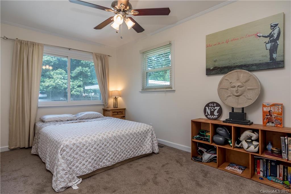 508 Manhasset Road Charlotte, NC 28209 - Photo 7 of 15 Gallery Image 7