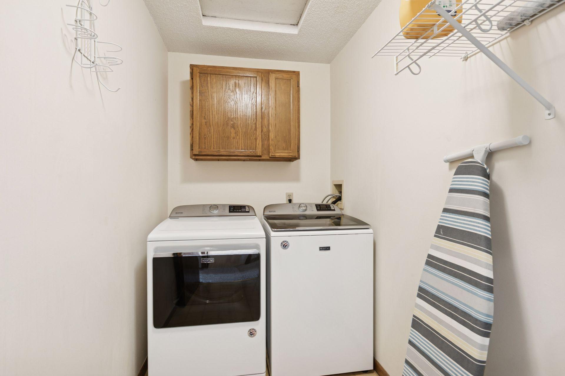2406 County Rd D West, Unit 4 Roseville, MN 55112 - Photo 18 of 19