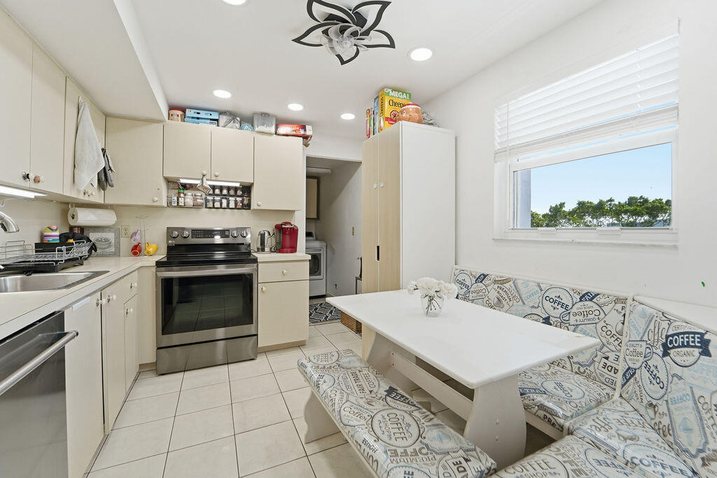 6500 Northwest 2nd Avenue, Unit 509 Boca Raton, FL 33487 - Photo 39 of 47 060526_2-89