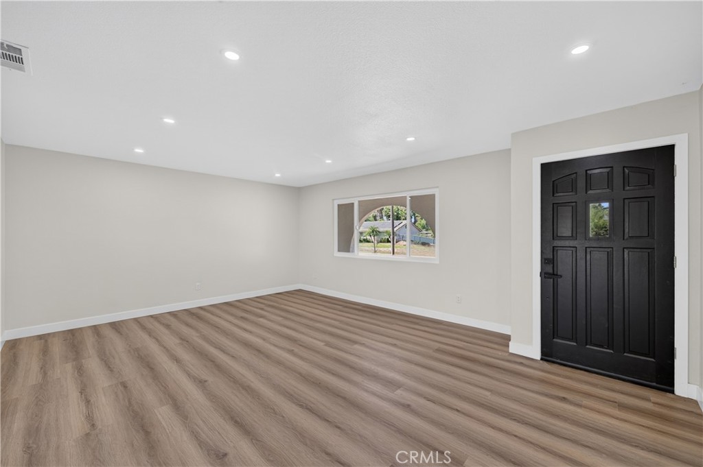 16116 Gardner Avenue Riverside, CA 92504 - Photo 4 of 38 Gallery Image 4