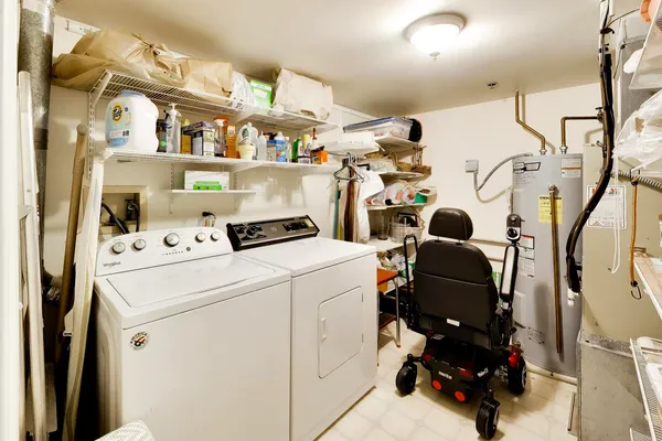 $392,500 | 308 North Happ Road, Unit 108, Northfield, IL 60093