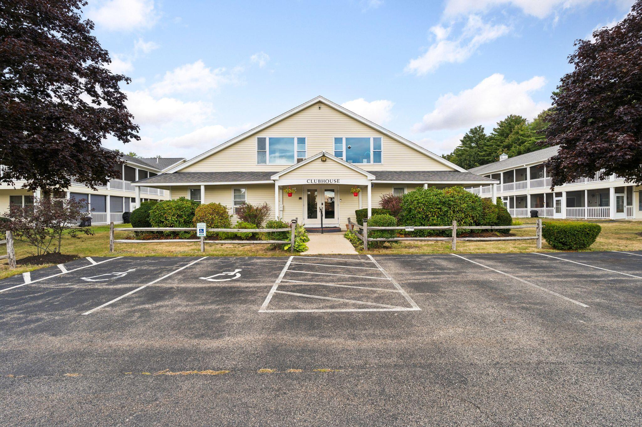Wellington Manor Club House