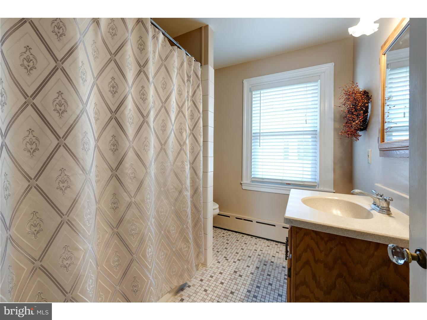 344 Strathmore Road Havertown, PA 19083 - Photo 15 of 20 Bathroom