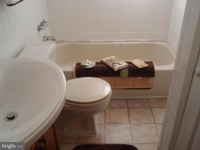 451 Westfield Road Dundalk, MD 21222 - Photo 12 of 12 Bath #2