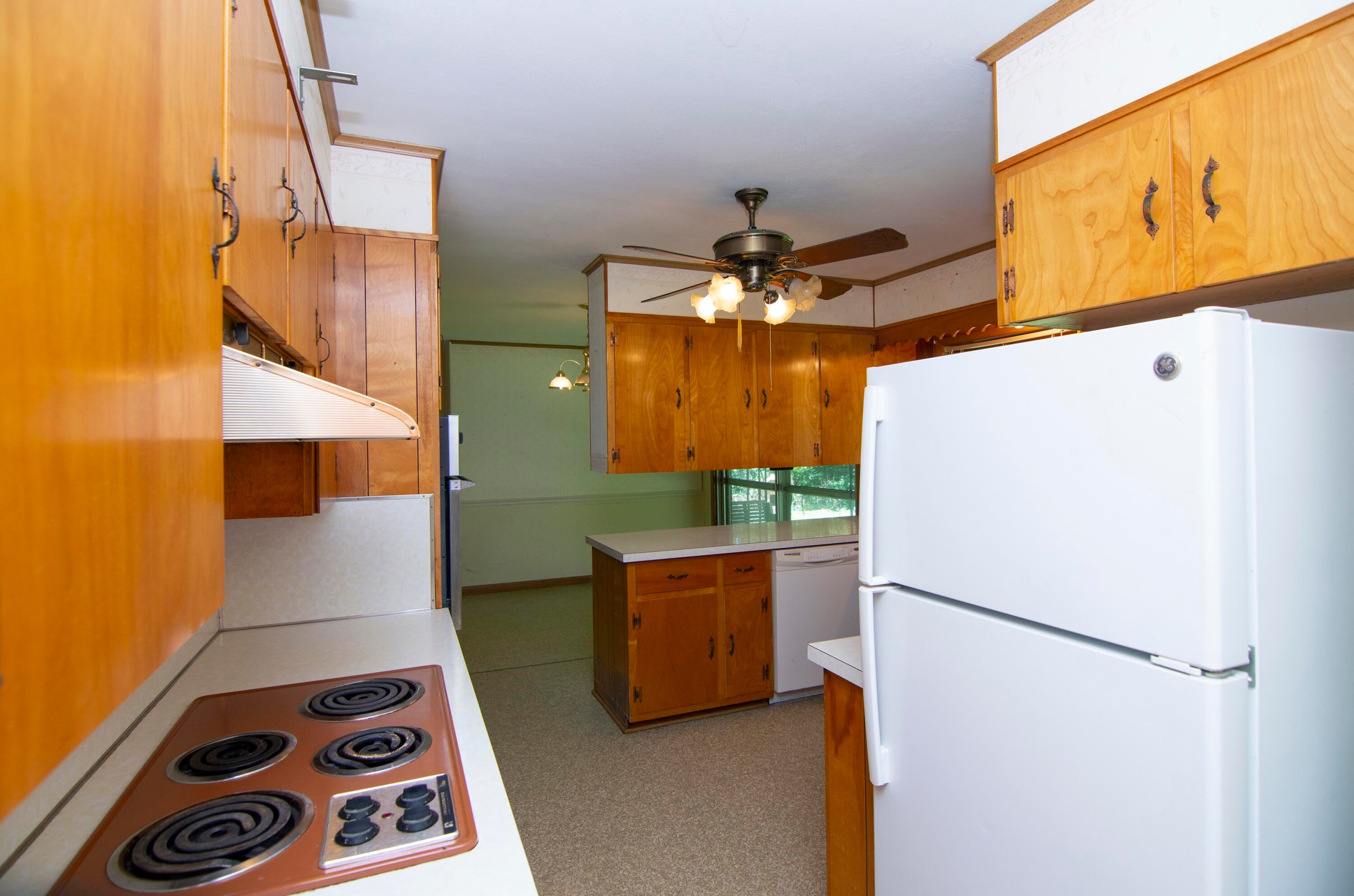 3215 Sweet Springs Valley Road Union, WV 24983 - Photo 18 of 71 Gallery Image 18