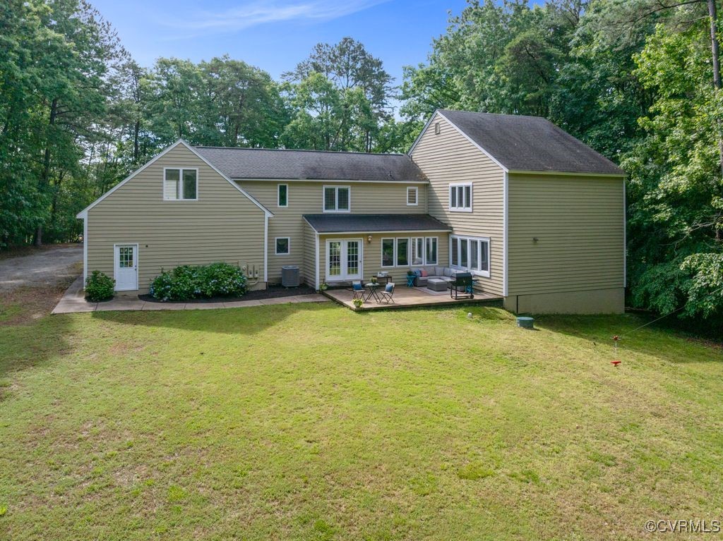 532 Fords Road Manakin-Sabot, VA 23103 - Photo 46 of 46 a front view of a house with swimming pool