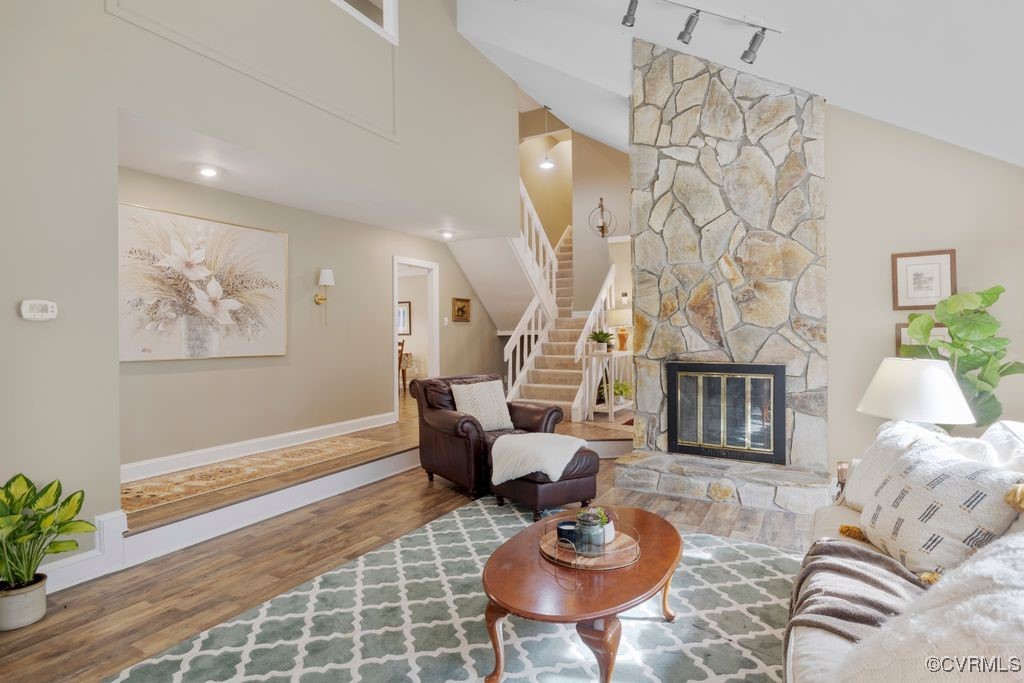 532 Fords Road Manakin-Sabot, VA 23103 - Photo 8 of 46 a living room with fireplace furniture and a chandelier