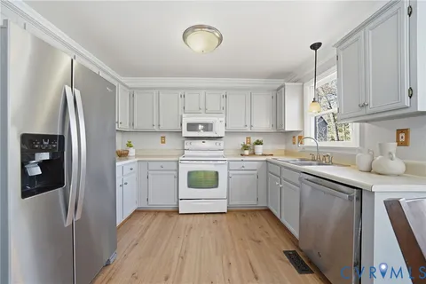 $475,000 | 919 Walton Creek Drive, Midlothian, VA 23114