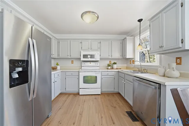 $475,000 | 919 Walton Creek Drive, Midlothian, VA 23114