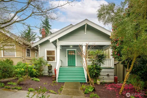 $1,299,000 | 1617 33rd Avenue, Seattle, WA 98122