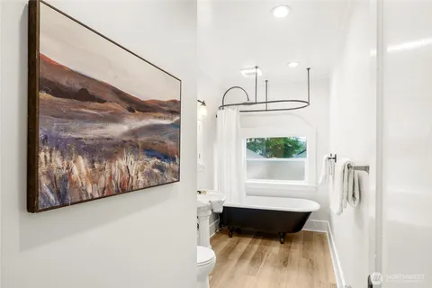 $1,299,000 | 1617 33rd Avenue, Seattle, WA 98122