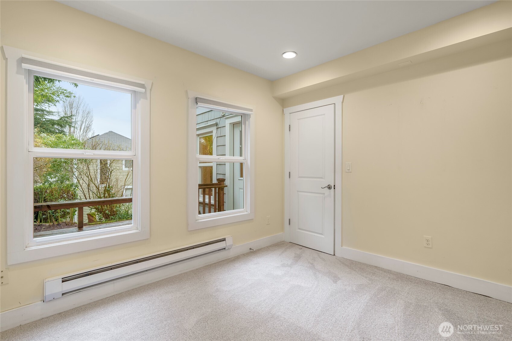 1617 33rd Avenue Seattle, WA 98122 - Photo 26 of 40