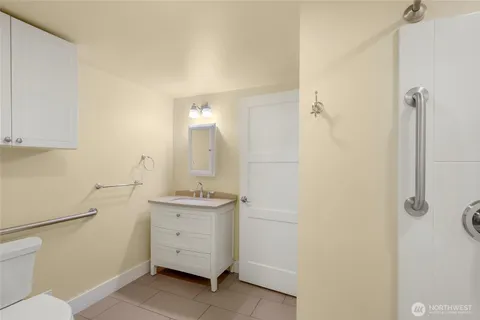 $1,299,000 | 1617 33rd Avenue, Seattle, WA 98122