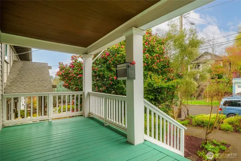 $1,299,000 | 1617 33rd Avenue, Seattle, WA 98122