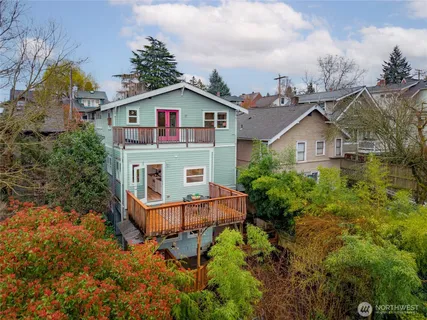 $1,299,000 | 1617 33rd Avenue, Seattle, WA 98122