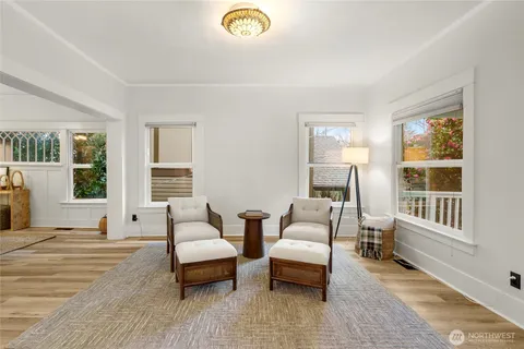 $1,299,000 | 1617 33rd Avenue, Seattle, WA 98122