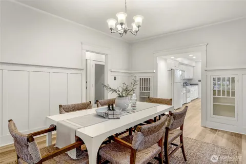 $1,299,000 | 1617 33rd Avenue, Seattle, WA 98122