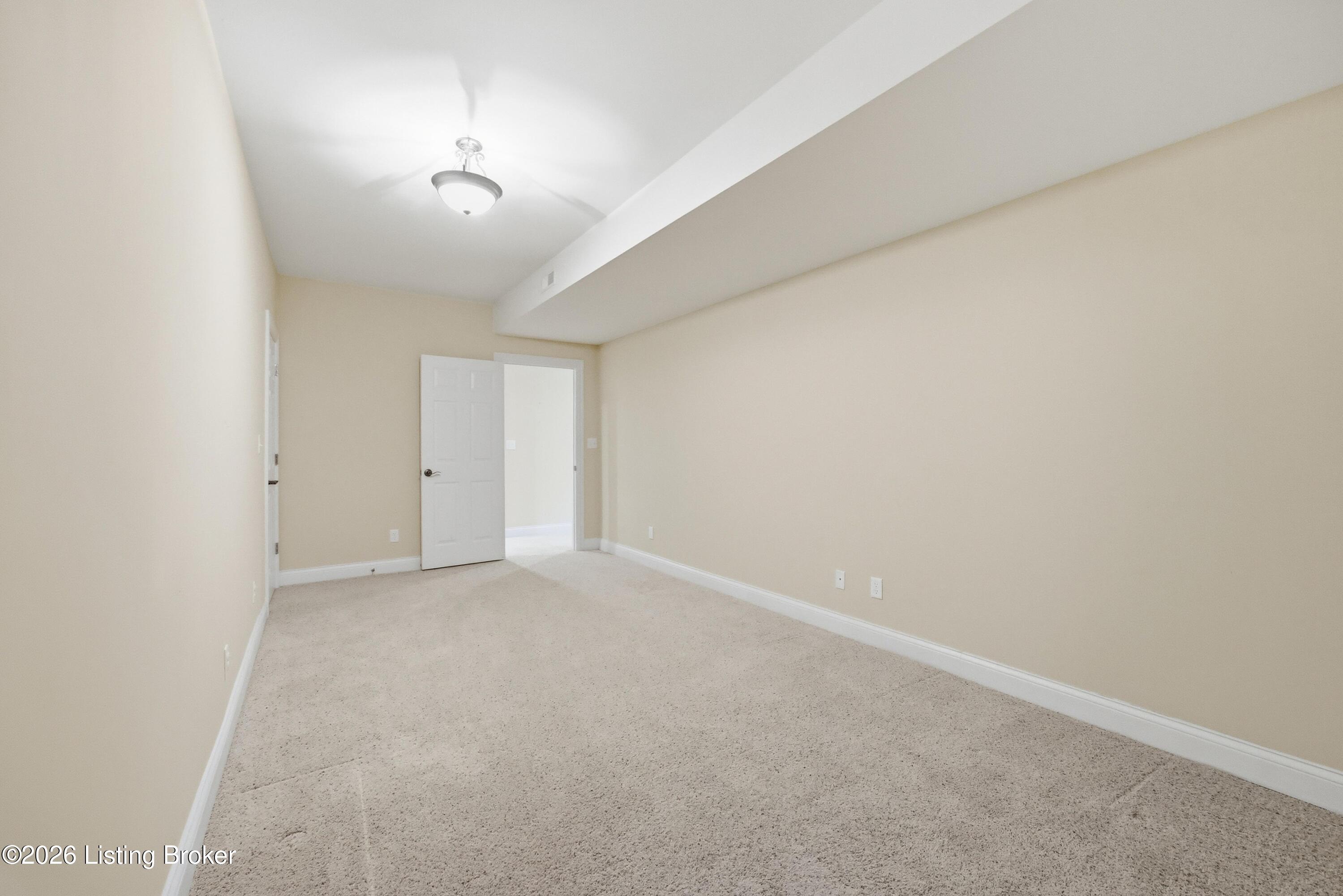 2870 Cropper Road Shelbyville, KY 40065 - Photo 62 of 95 Guest Room