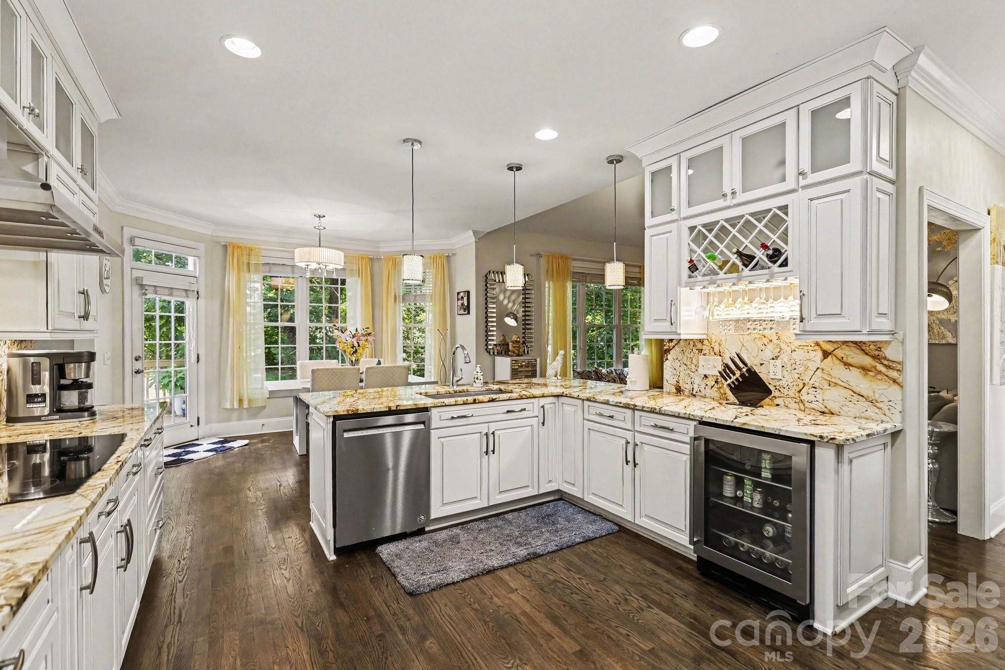 163 Evening Shadow Road Lake Wylie, SC 29710 - Photo 17 of 47