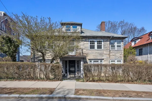 $2,400,000 | 79 Winthrop Road, Brookline, MA 02445