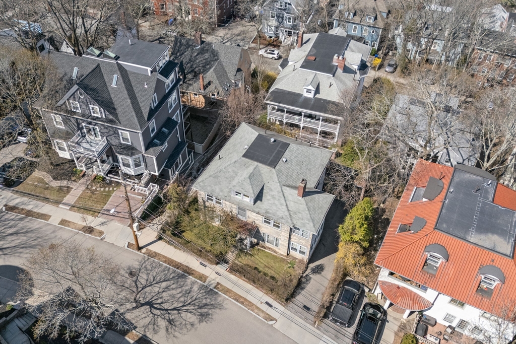 79 Winthrop Road Brookline, MA 02445 - Photo 2 of 8
