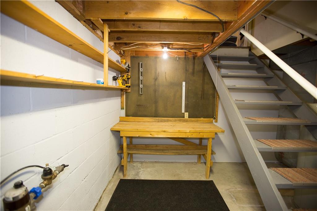 108 Phillips Lane McKees Rocks, PA 15136 - Photo 20 of 25 Gallery Image 20