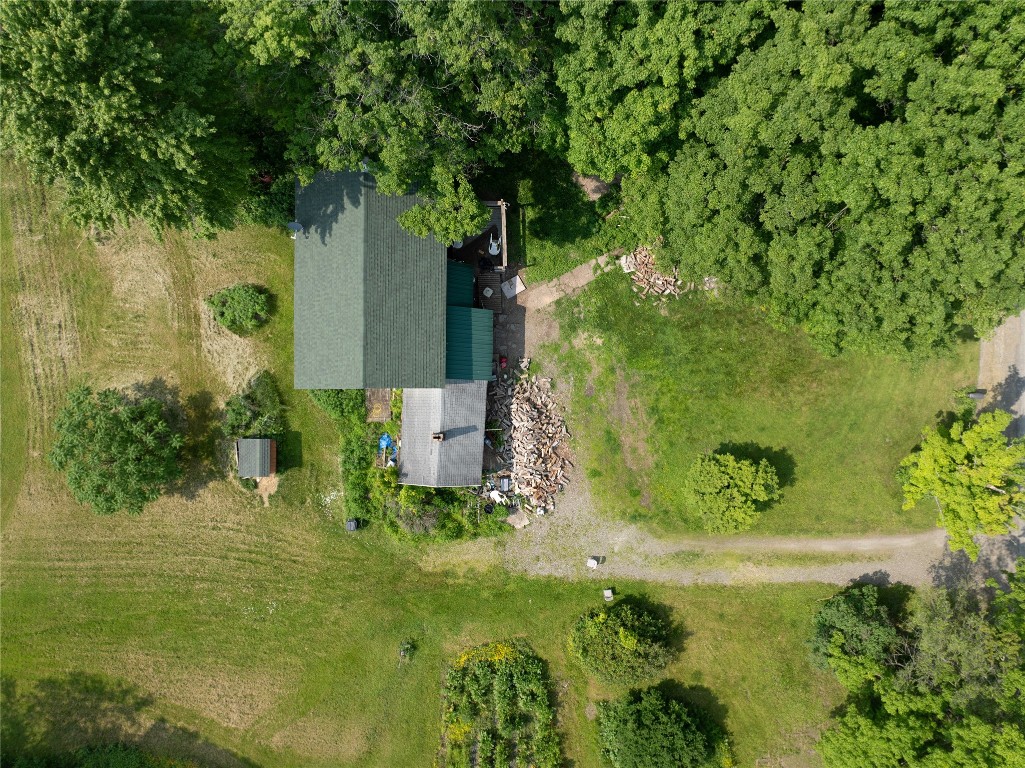 1635 Walker Road Endicott, NY 13760 - Photo 13 of 15