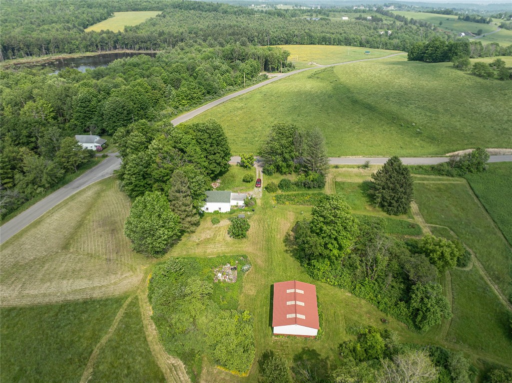 1635 Walker Road Endicott, NY 13760 - Photo 2 of 15