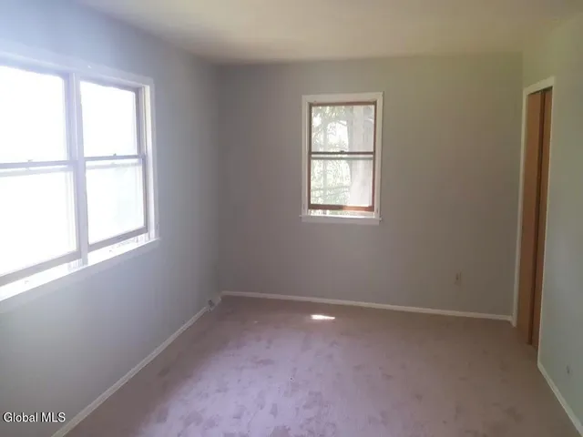 $3,500 | 3 Springwood Manor Drive, Colonie, NY 12211