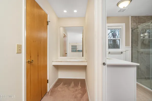 $3,500 | 3 Springwood Manor Drive, Colonie, NY 12211