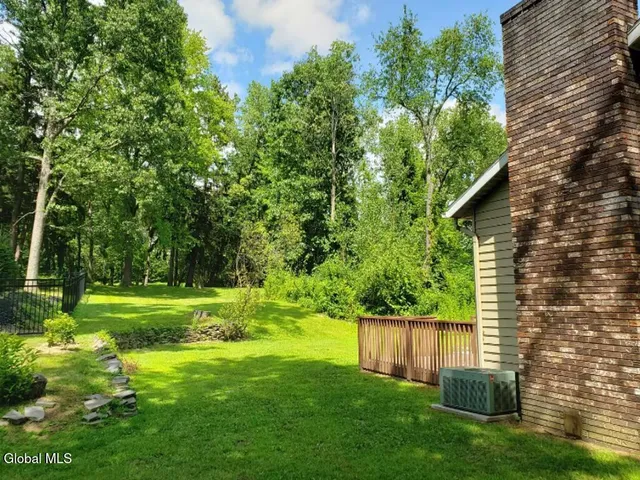 $3,500 | 3 Springwood Manor Drive, Colonie, NY 12211