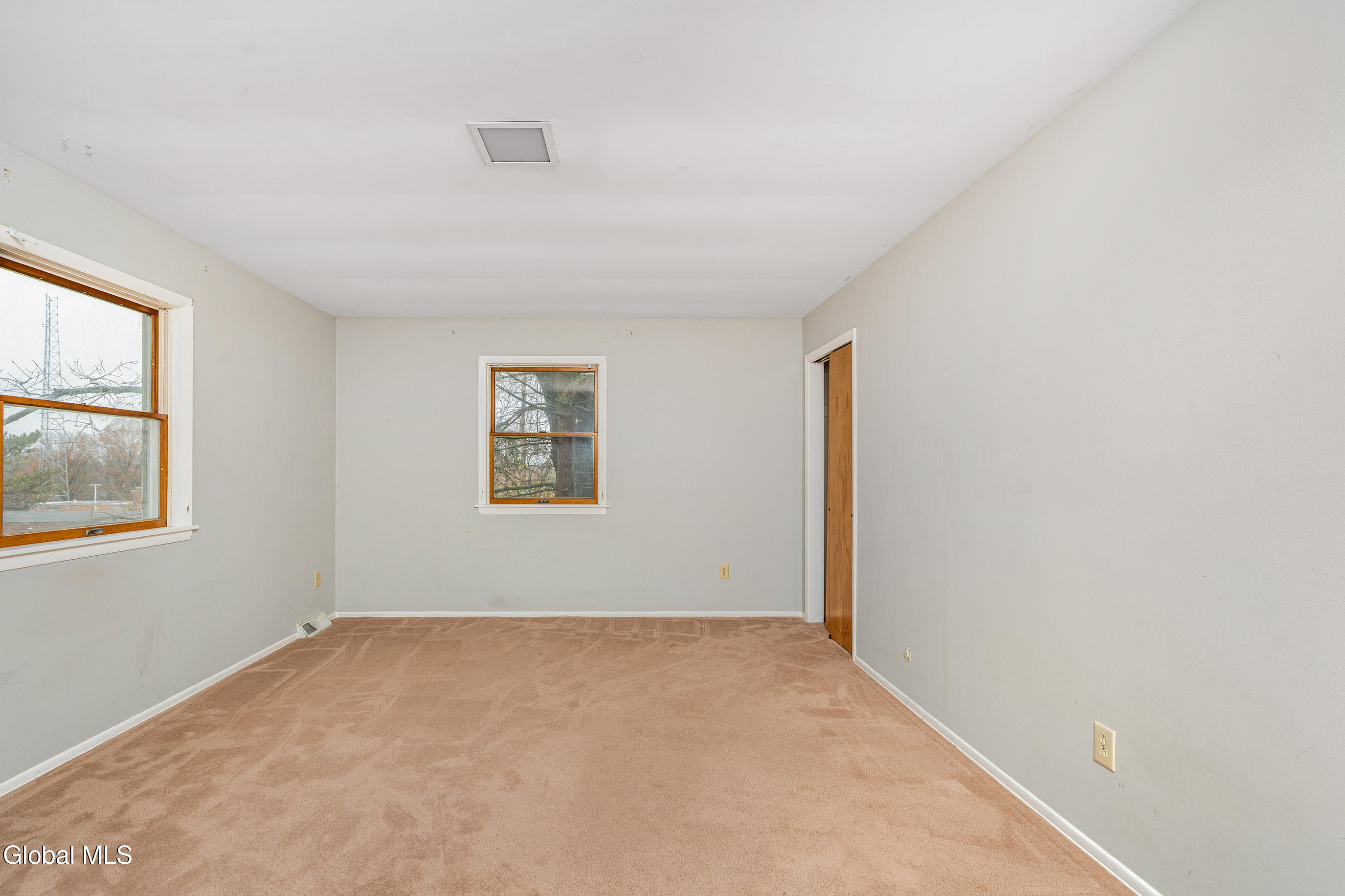 3 Springwood Manor Drive Colonie, NY 12211 - Photo 31 of 37 031-Bedroom 4