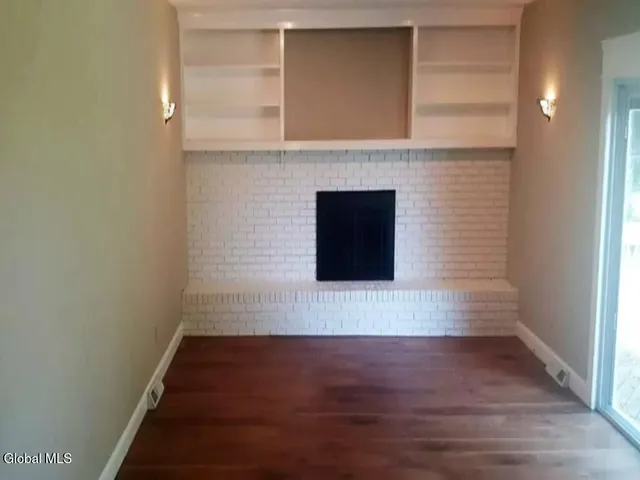 $3,500 | 3 Springwood Manor Drive, Colonie, NY 12211