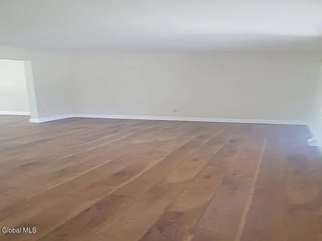 $3,500 | 3 Springwood Manor Drive, Colonie, NY 12211