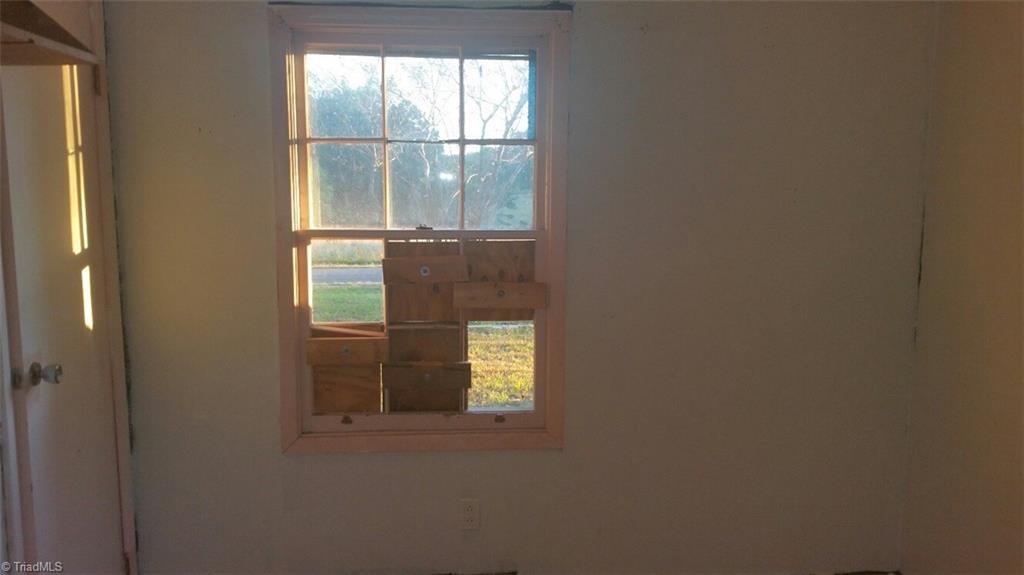 1105 Hub Justice Road Pine Hall, NC 27042 - Photo 7 of 13 Gallery Image 7