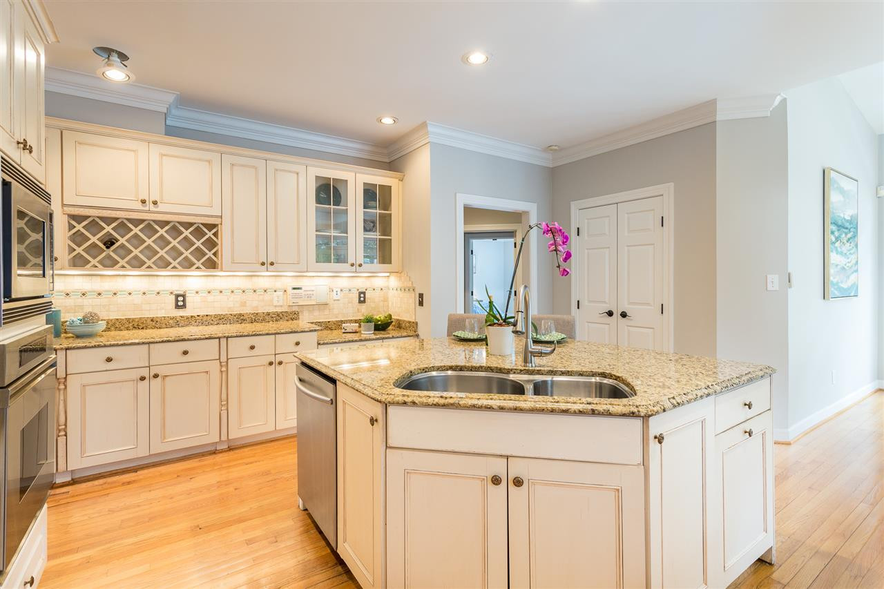 4034 John S Raboteau Wynd Raleigh, NC 27612 - Photo 12 of 28 Kitchen