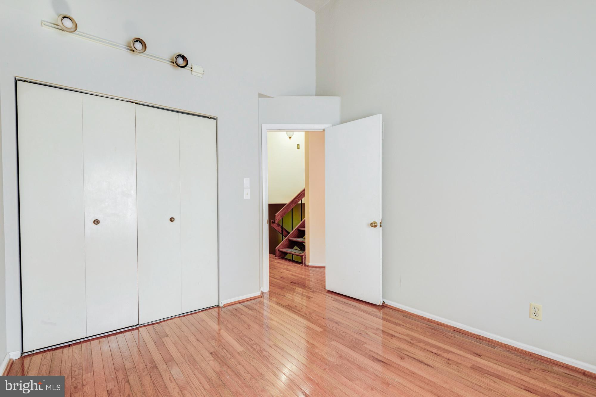 73 Wedge Lane Reading, PA 19607 - Photo 18 of 23 Bright and airy space with potential.